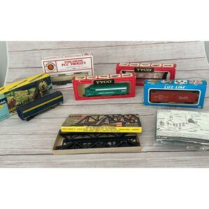 7pc Lot HO Scale Train Cars, Church, Bridge SEE DESCRIPTION! Athearn Tyco Bachma